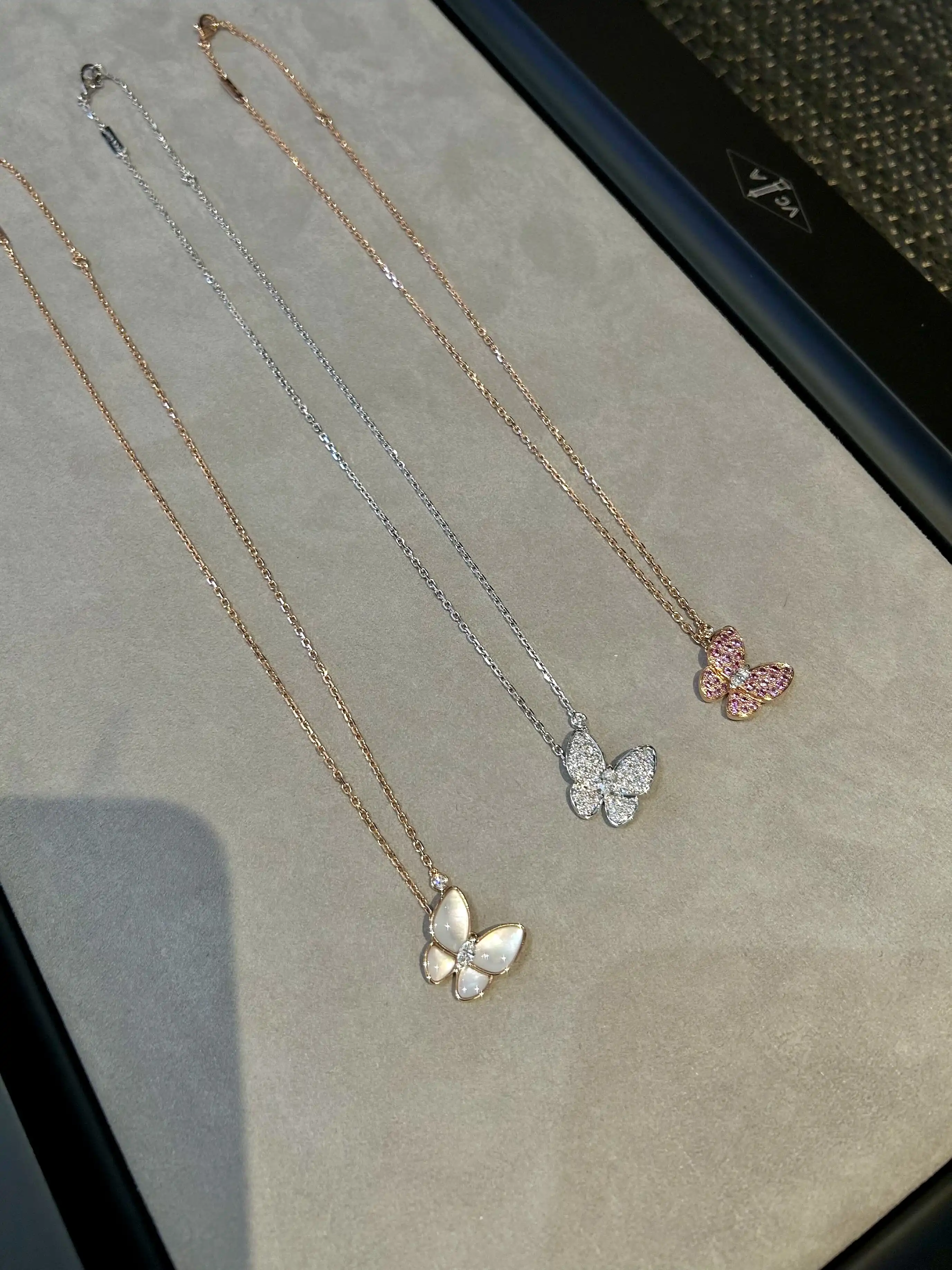 玫瑰金扇形吊坠定制图片展示